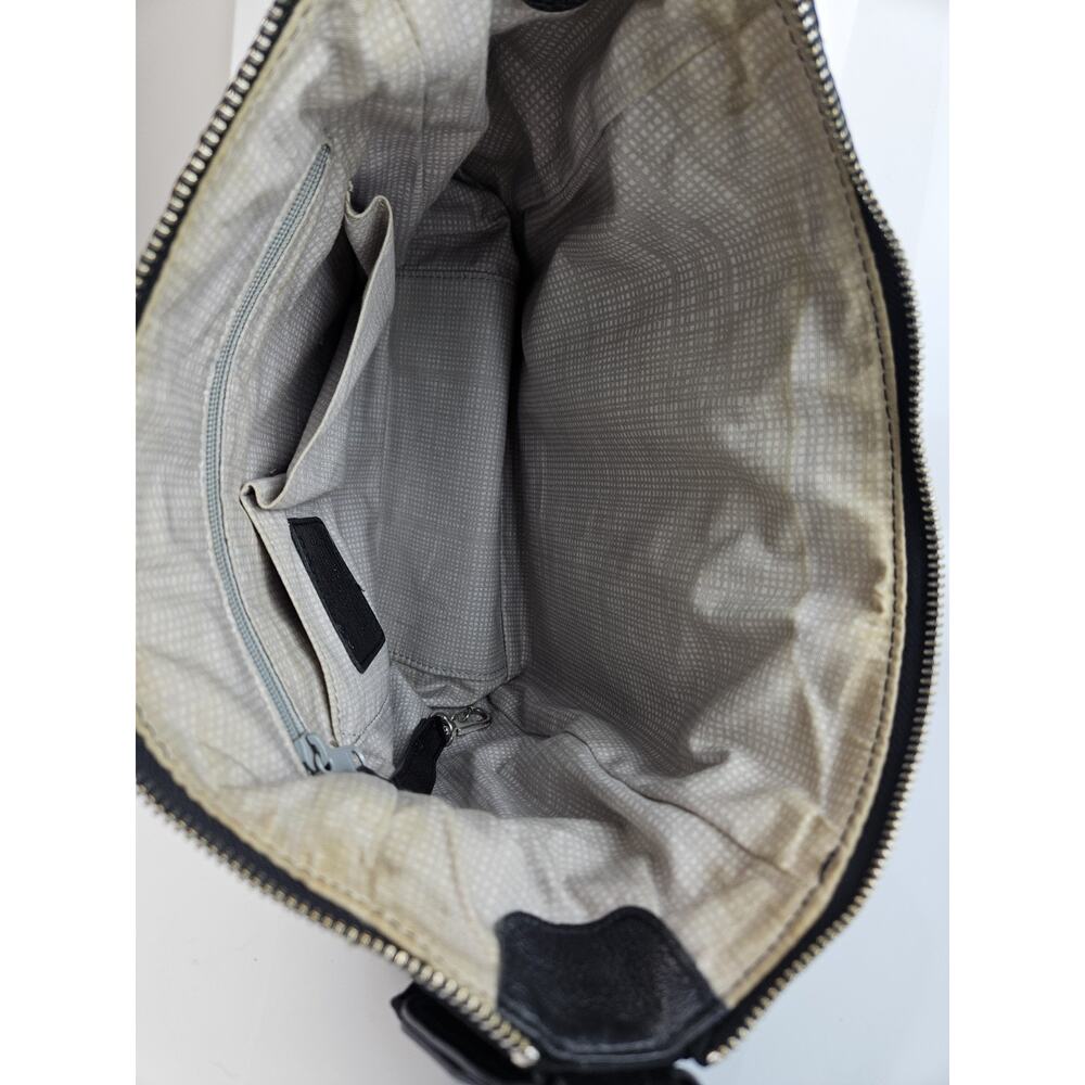Vtg Brighton‎ Tony Black Nylon & Leather Crossbody Shoulder Front Organizer - Picture 8 of 9